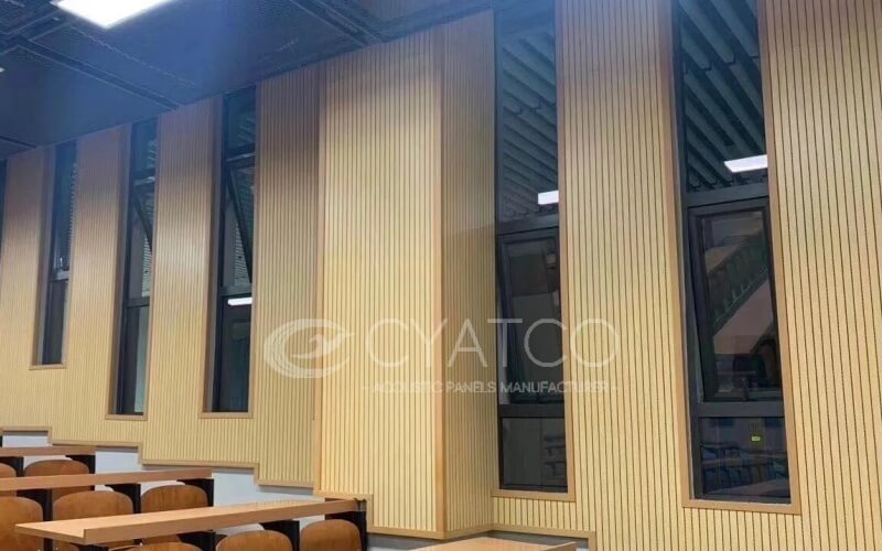 Applicable scenarios
Grooved wood sound-absorbing boards are suitable for various places that have high requirements for acoustic environment and decorative effect. In commercial Spaces such as meeting rooms, lecture halls, and multi-functional halls, it can effectively enhance voice clarity and ensure the accurate transmission of information. In cultural and entertainment venues such as theaters, concert halls, and recording studios, it can optimize acoustic effects and enhance artistic expressiveness. In the field of education, the use of grooved wood sound-absorbing boards in school classrooms, libraries, etc. helps to create a quiet and focused learning environment.
